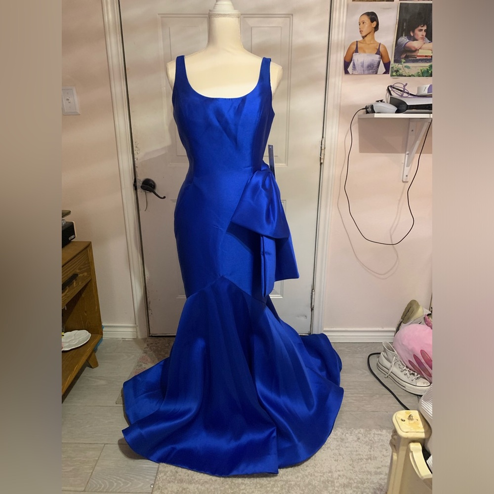 Jovani gown